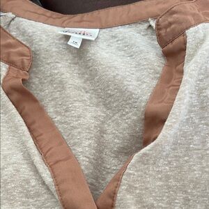 Belle Du Jour Beige and Gold Top